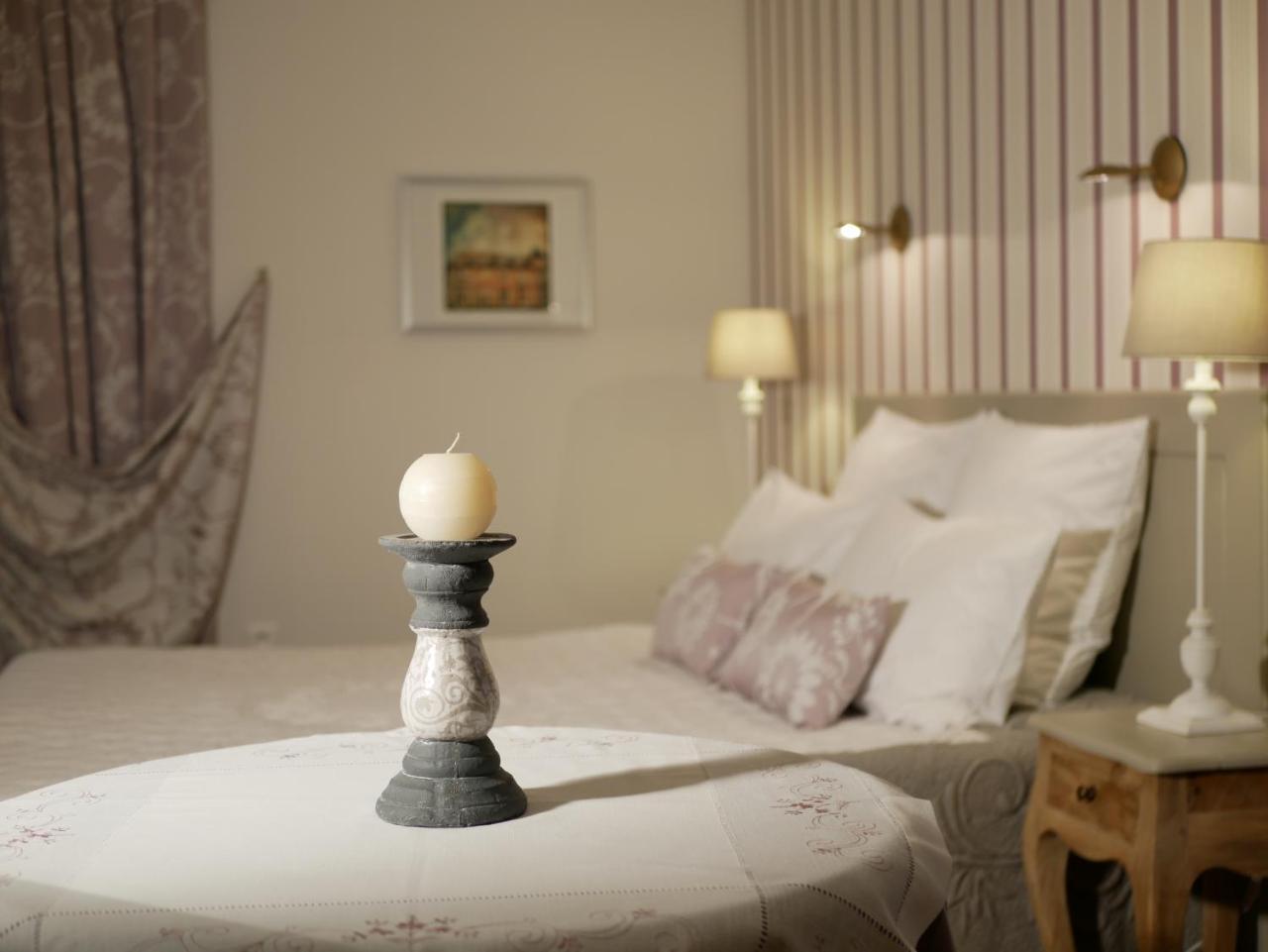 Domaine De La Fontaine Bed & Breakfast Chavagne ภายนอก รูปภาพ