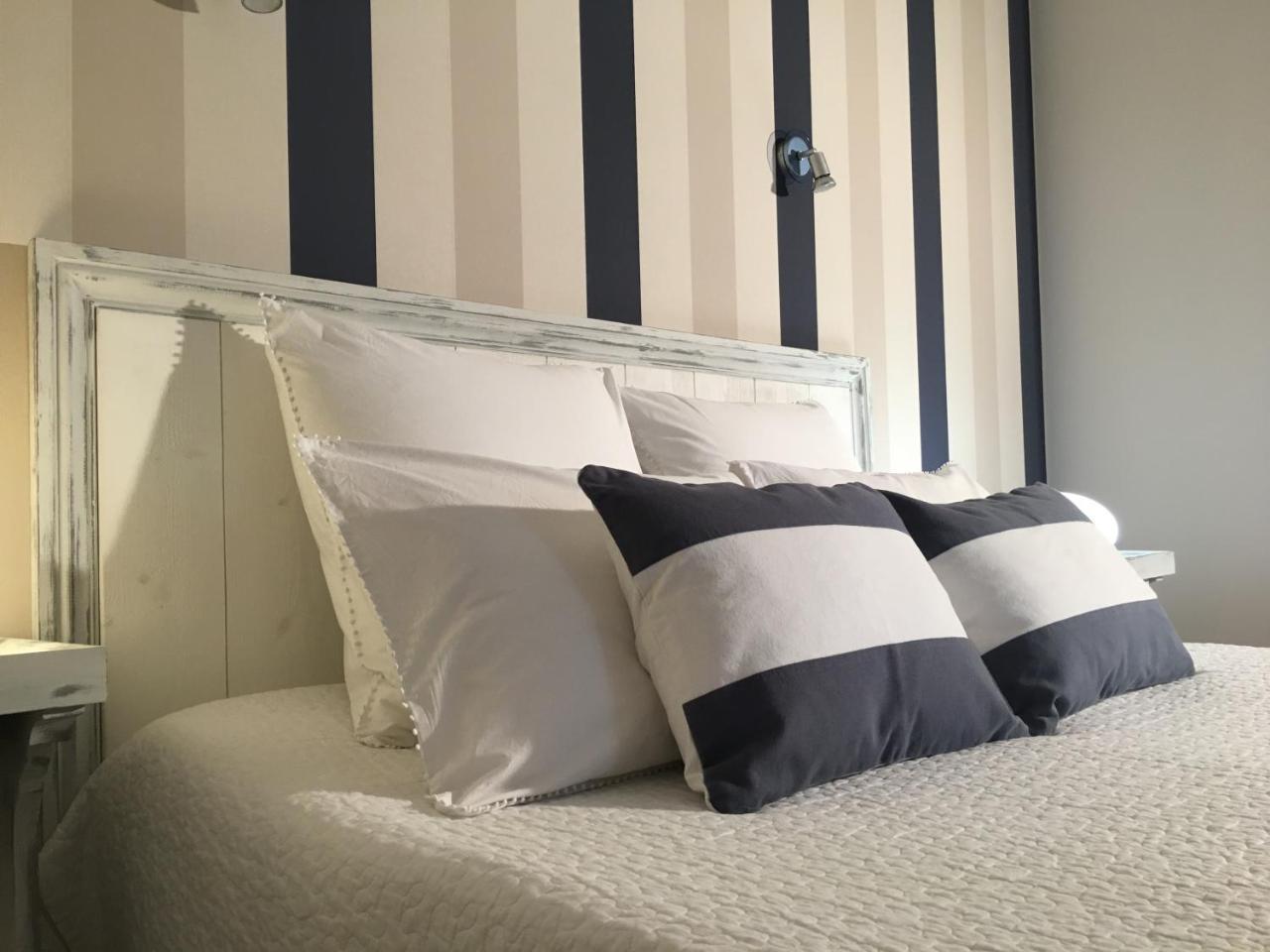 Domaine De La Fontaine Bed & Breakfast Chavagne ภายนอก รูปภาพ